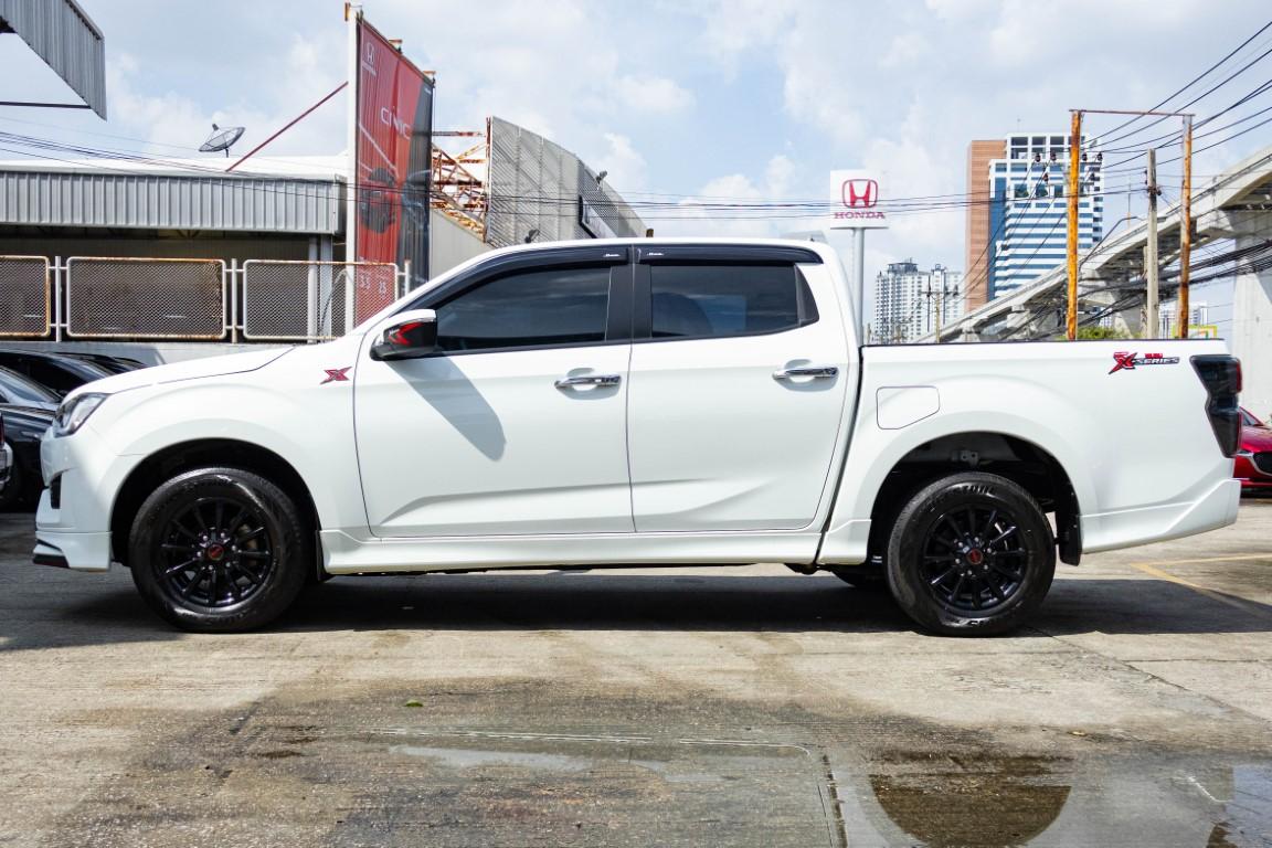 Isuzu Dmax Cab4 1.9 X Series M/T 2022 *RK2075*